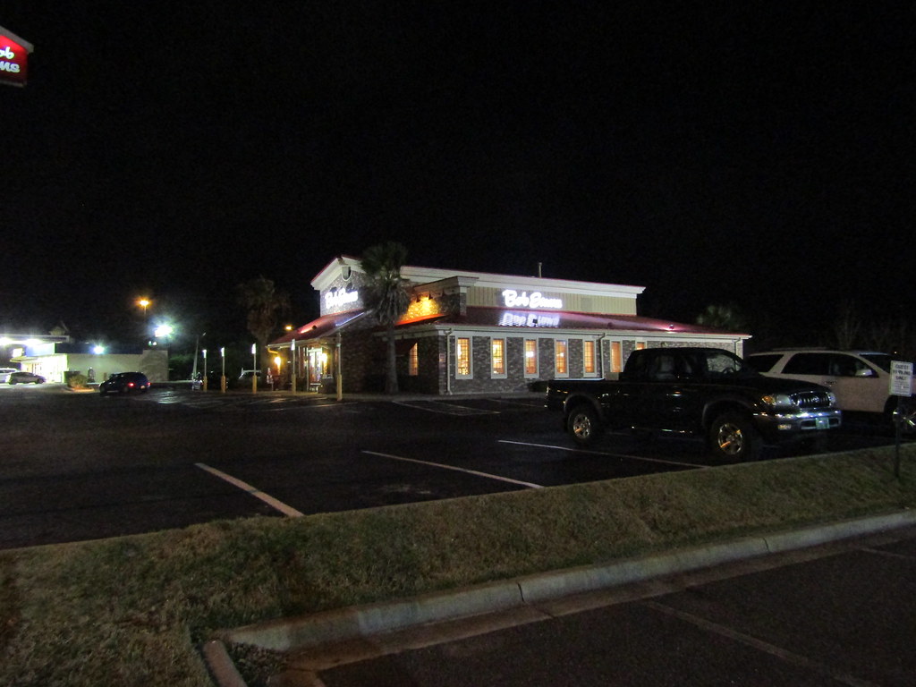 The warm glow of Bob Evans Lake City, Florida Flickr