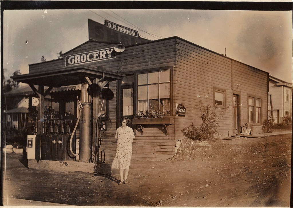 DR Morris Grocery Flickr