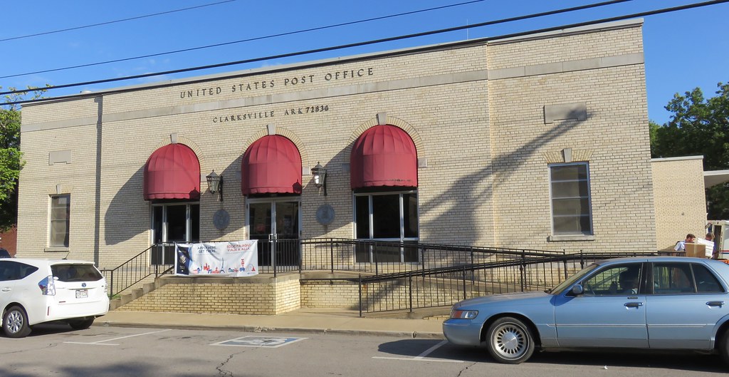 Post Office 72830 (Clarksville, Arkansas) This post office… Flickr