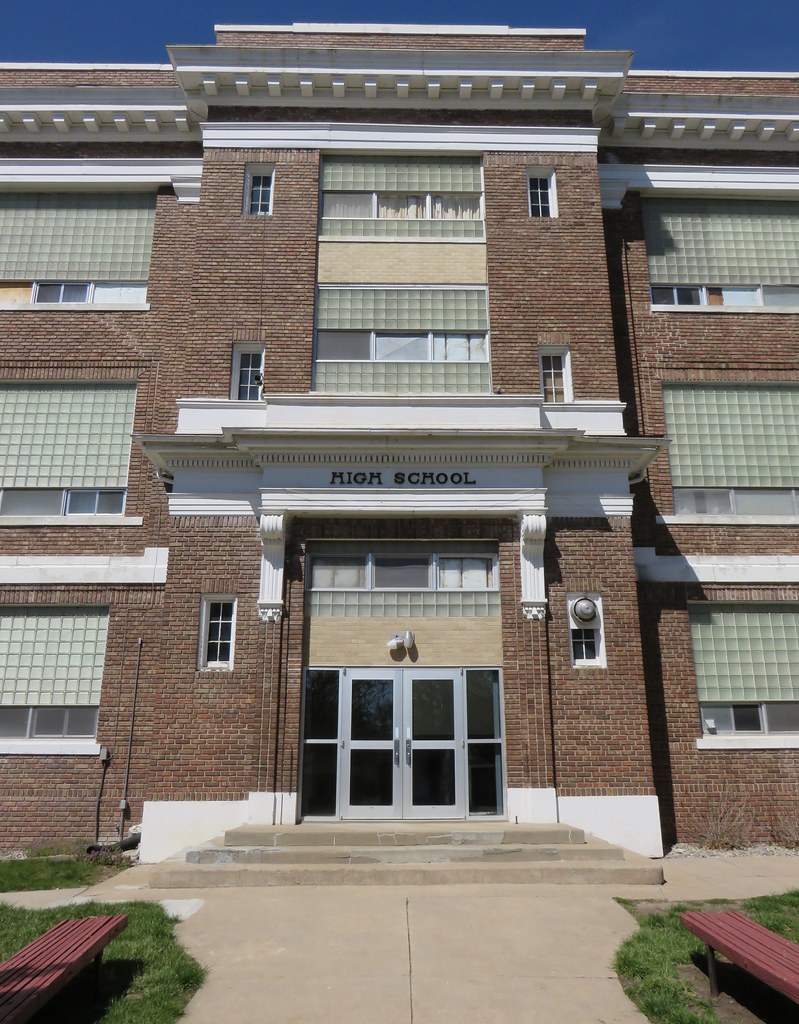 Dodge High School (Dodge, Nebraska) Built in 1912 Dodge, N… Flickr