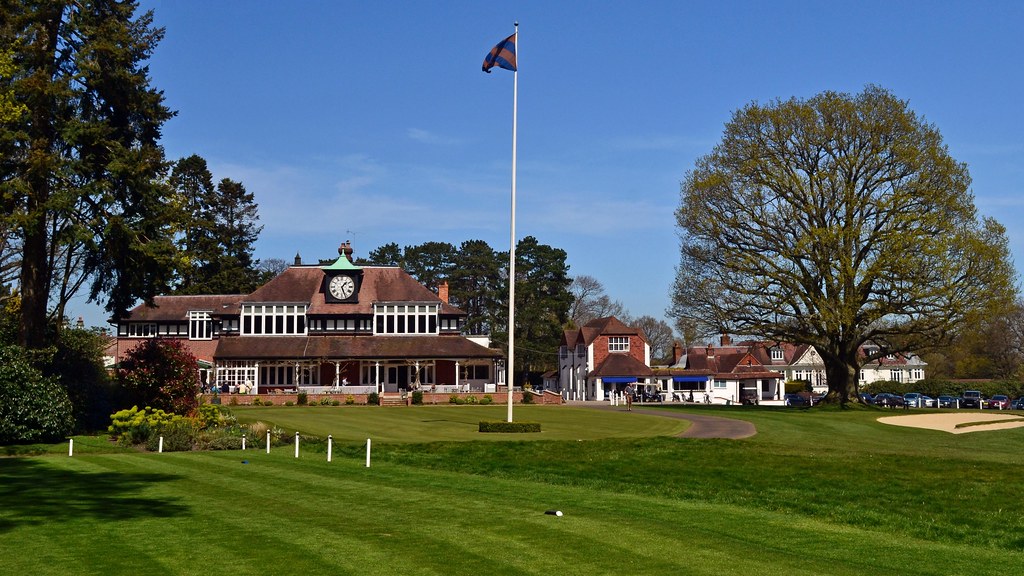 The clubhouse at Sunningdale Golf Course (MAG) If you have… Flickr
