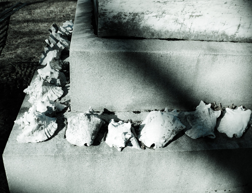 Thornton Monument Glenwood Cemetery, Shelbyville, Illinois… Flickr