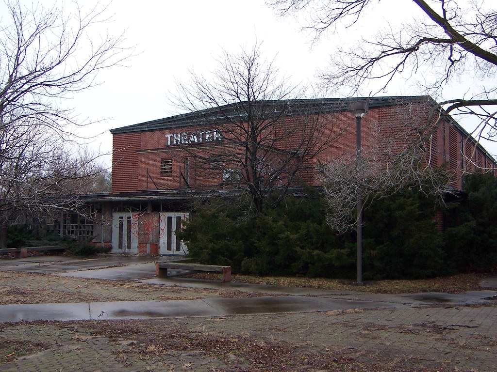 Rantoul, IL Chanute AFB Theater location (demolished) Flickr