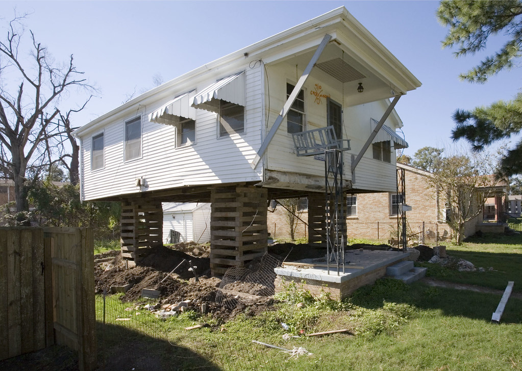 Gentilly21 a house in the process of being raised. photo … Flickr