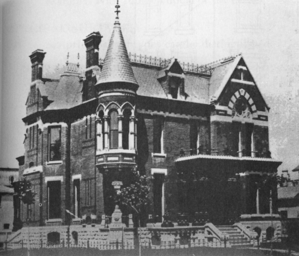 gillis house.jpg The Gillis House, 1876. Brush and Mason, … Flickr