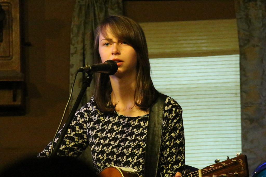 Abbey Waterworth show Luttrell Auction Barn Playing Lu… Flickr