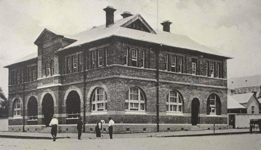 Lands Office, Newcastle Road, East Maitland, N.S.W. Flickr