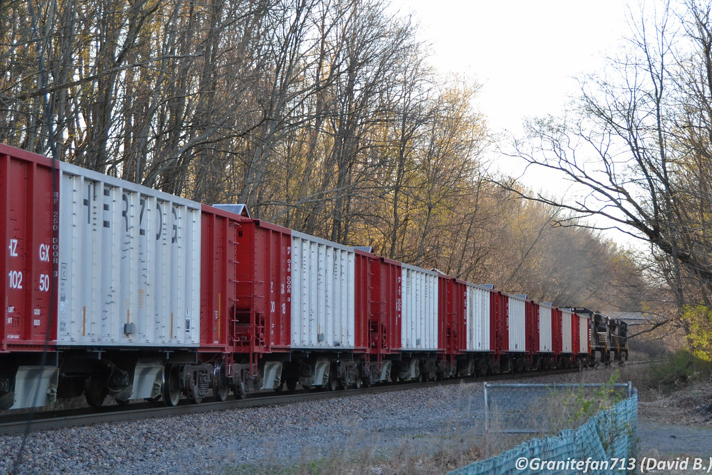 Herzog Ballast Cars (931) Trucks, Buses, & Trains by granitefan713 Flickr