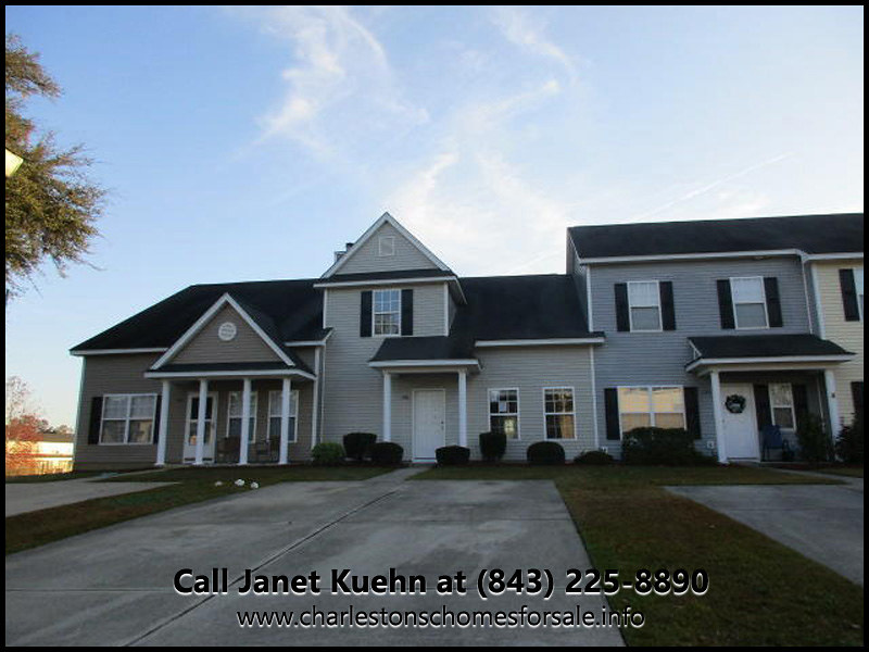 Beautiful Townhome for Sale in Summerville SC 126 Lake Jogassee Dr