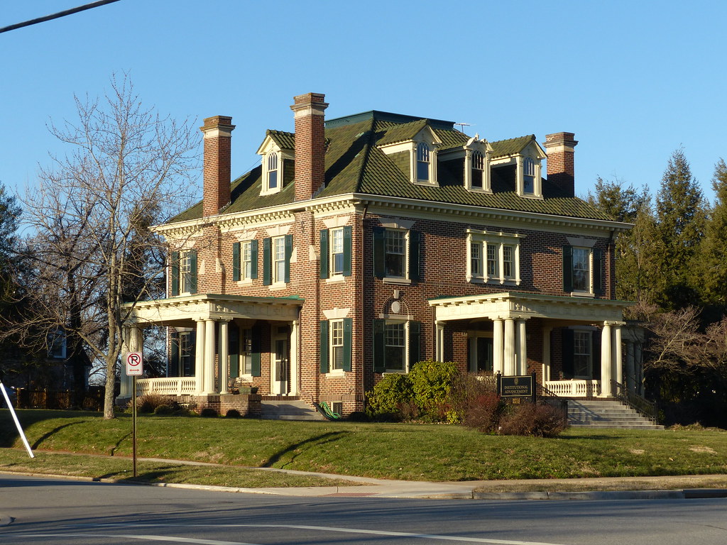 house on Rivermont Avenue, Lynchburg Kipp Teague Flickr