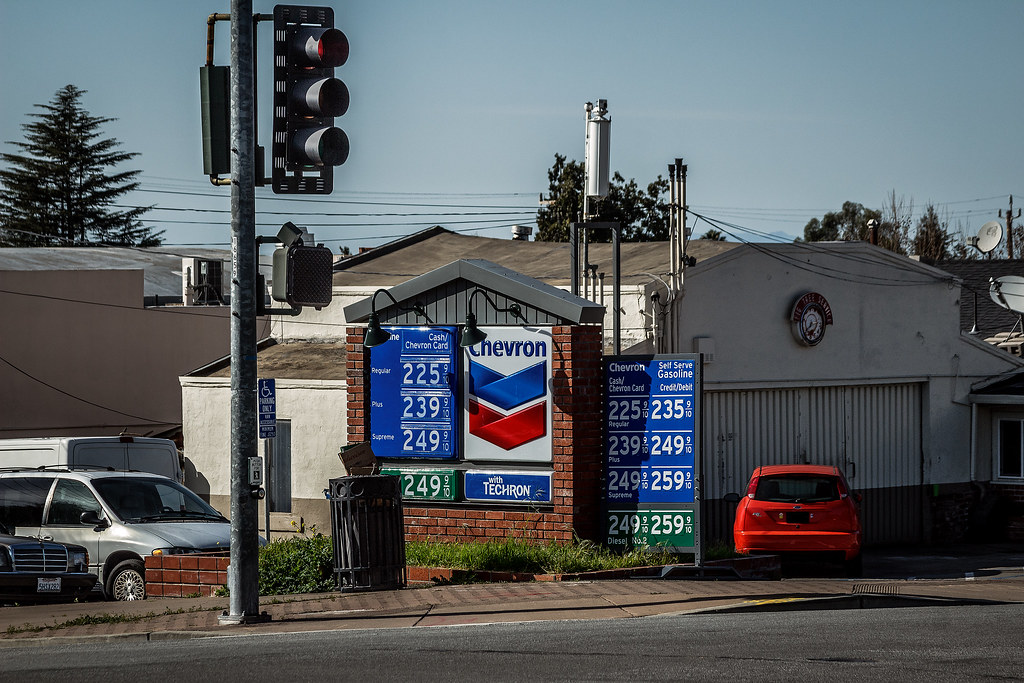 Gas Station & Garage Fremont, California, USA Abel AP Flickr