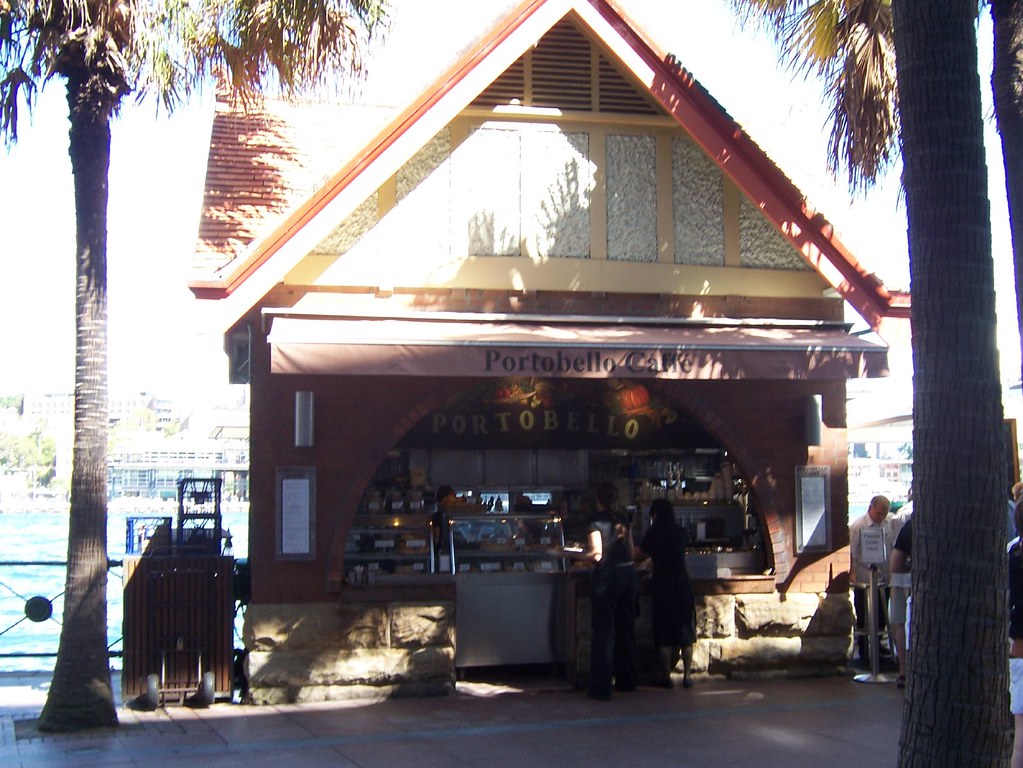 Portobello Cafe Wherever you go you're reminded of home scsmith4 Flickr