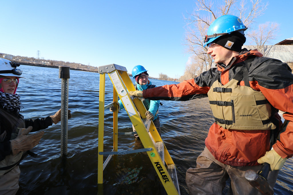 Staff Gauge Installation MWMO Environmental Specialist Bri… Flickr