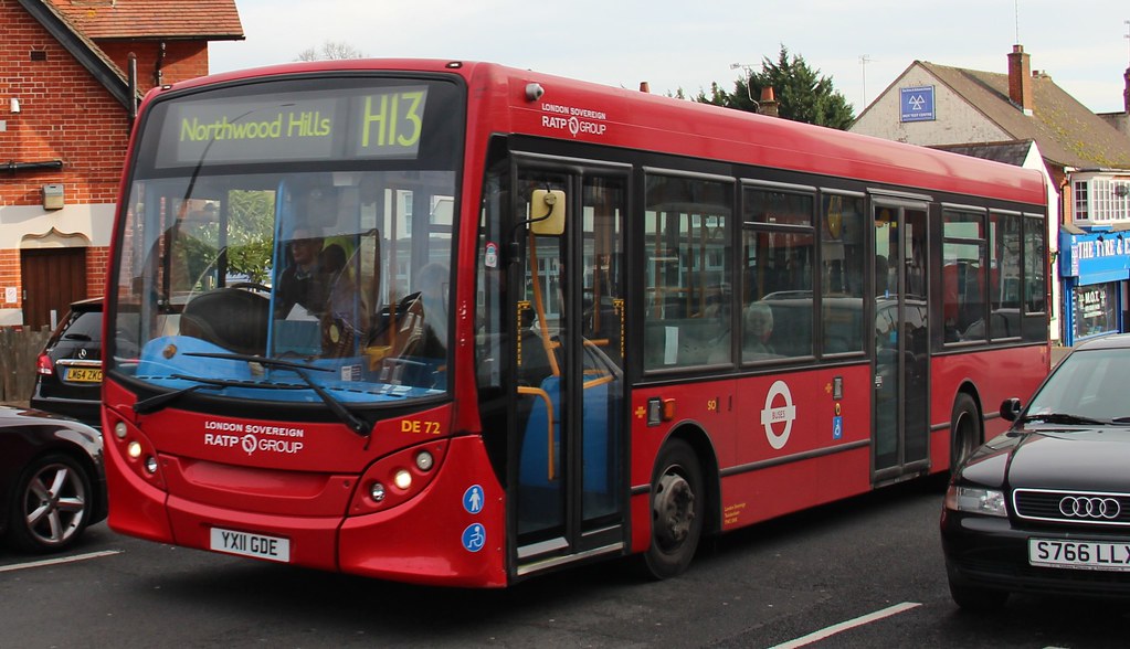 London Sovereign DE72 YX11 GDE Route H13 passes Pinner P… Flickr