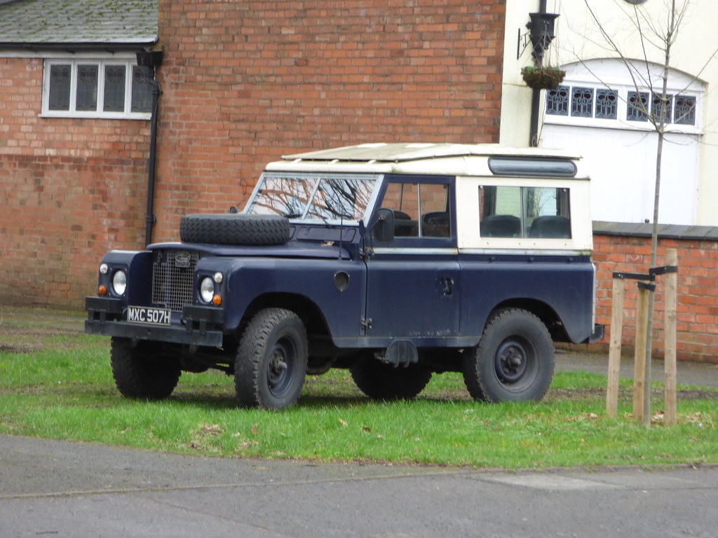 Land Rover Defender Alcester Road South, Kings Heath a photo on
