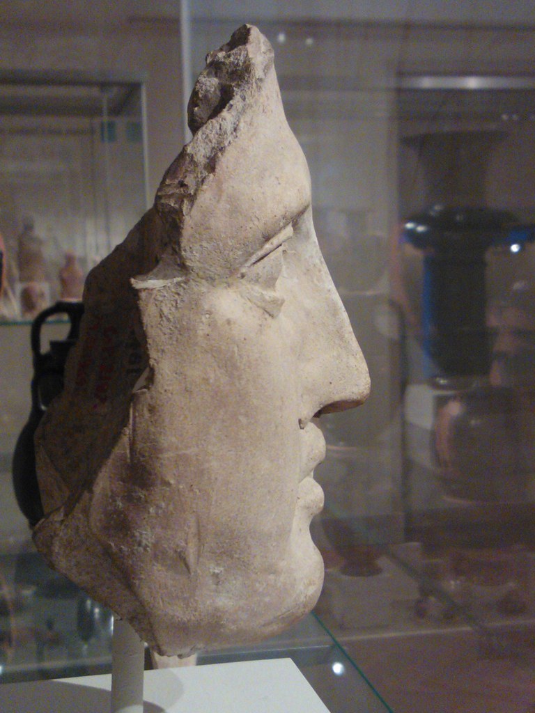 Stone Gaze In the Metropolitan Museum of Art, 5th Avenue, … Flickr