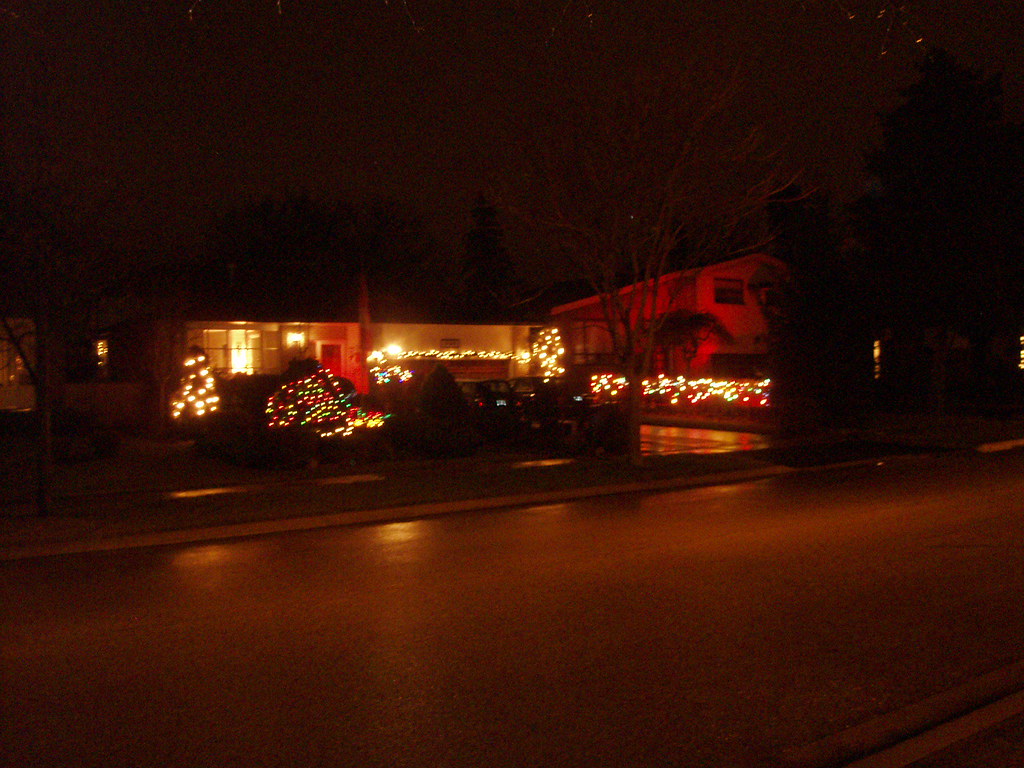 Canada xmas lights (7) Christmas lights on Melton drive, M… Flickr