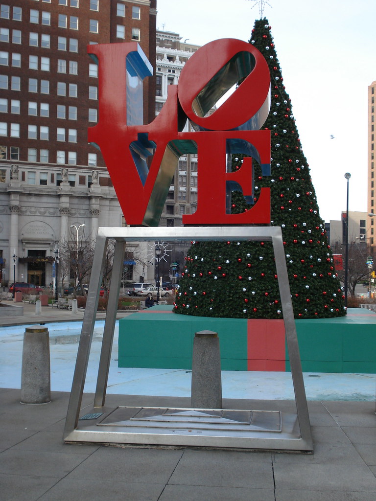 00752 Love Love Statue in JFK Plaza Nick Hall Flickr