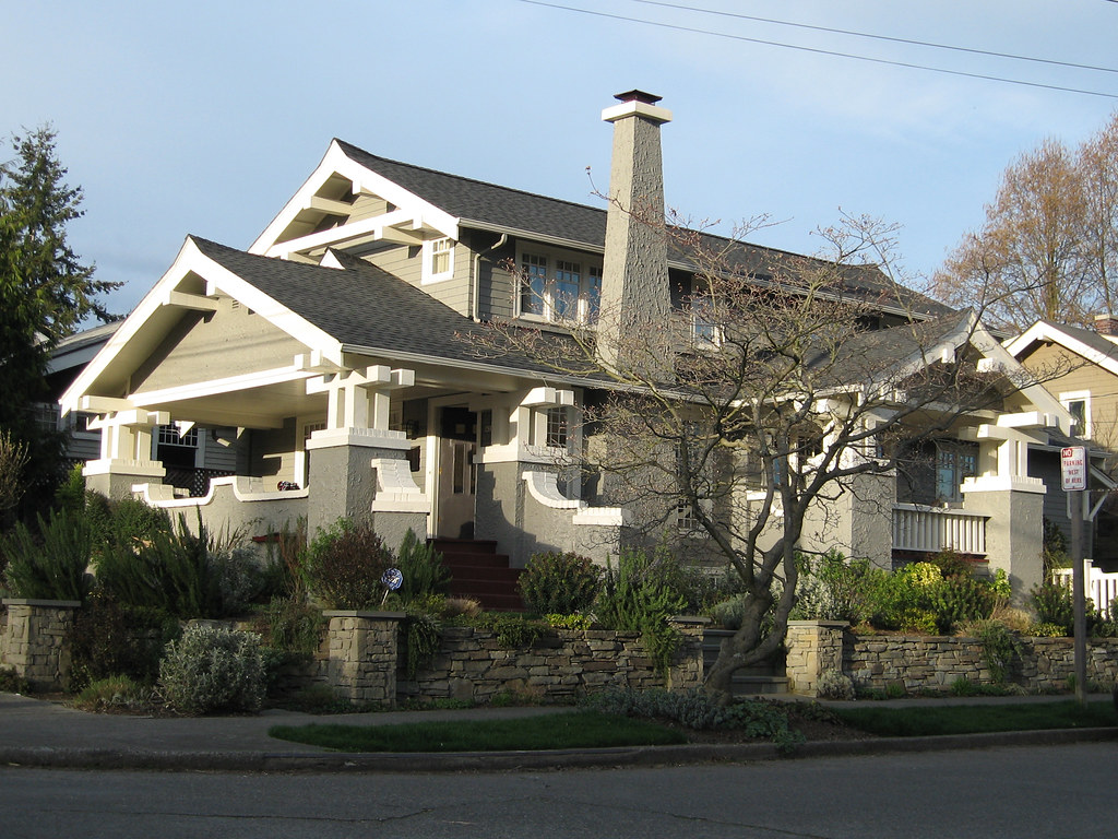 Craftsman House in Seattle Read more about this restored a… Flickr