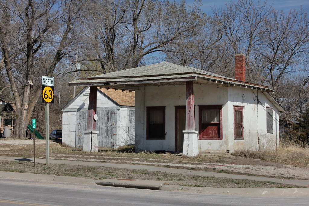 Gas Station Havensville, KS Tom McLaughlin Flickr