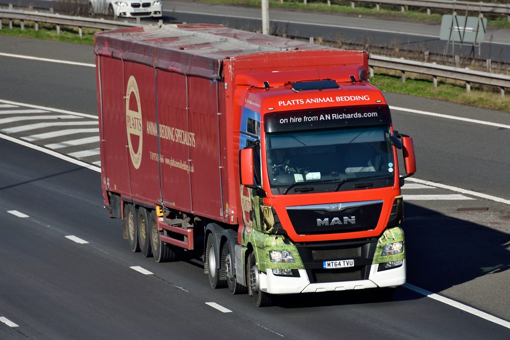 Platts Animal Bedding A N Richards MT64 TVU 11022016… Flickr