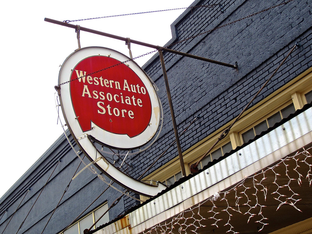Western Auto, Minden, LA An old sign for a Western Auto St… Flickr