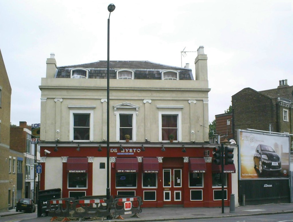 De Bysto. {listed building}. 240 Amhurst Road. Hackney. E8… Flickr