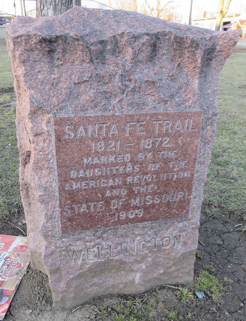 Santa Fe Trail Monument (Wellington, Missouri) Wellington … Flickr