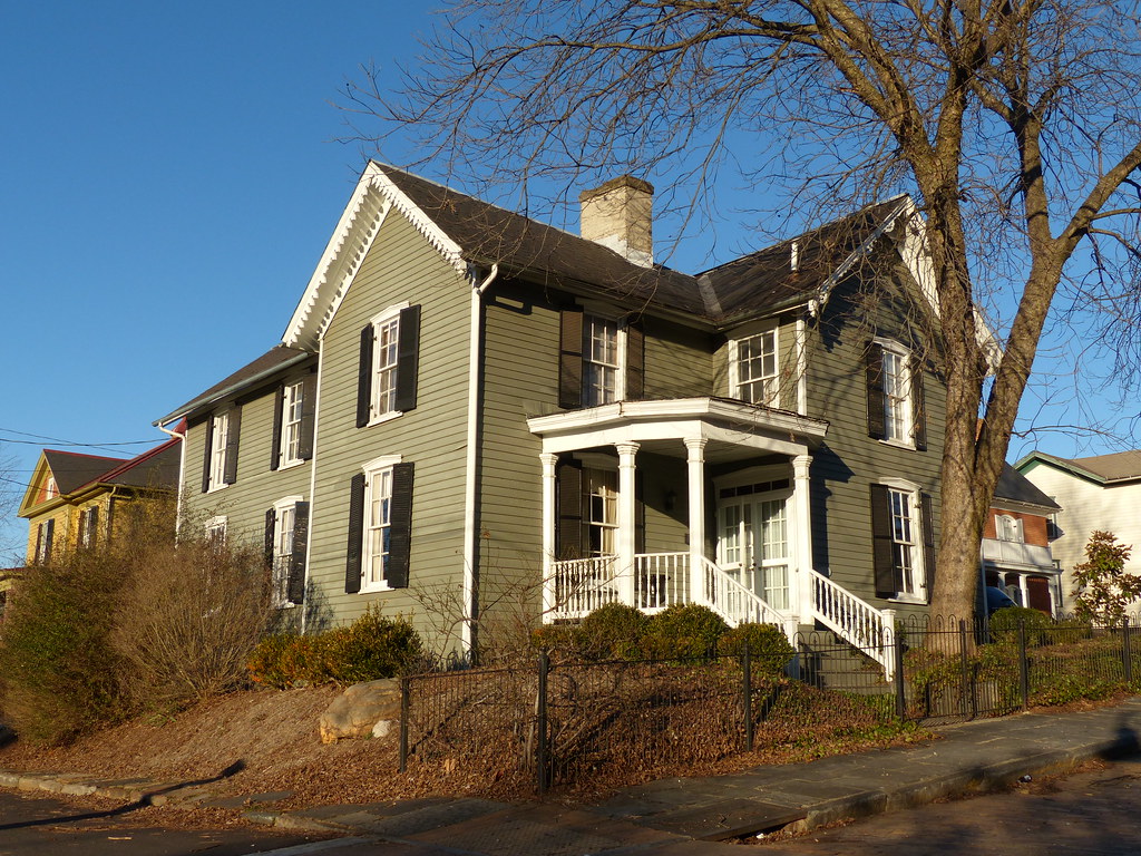 house on Cabell Street, Lynchburg Kipp Teague Flickr