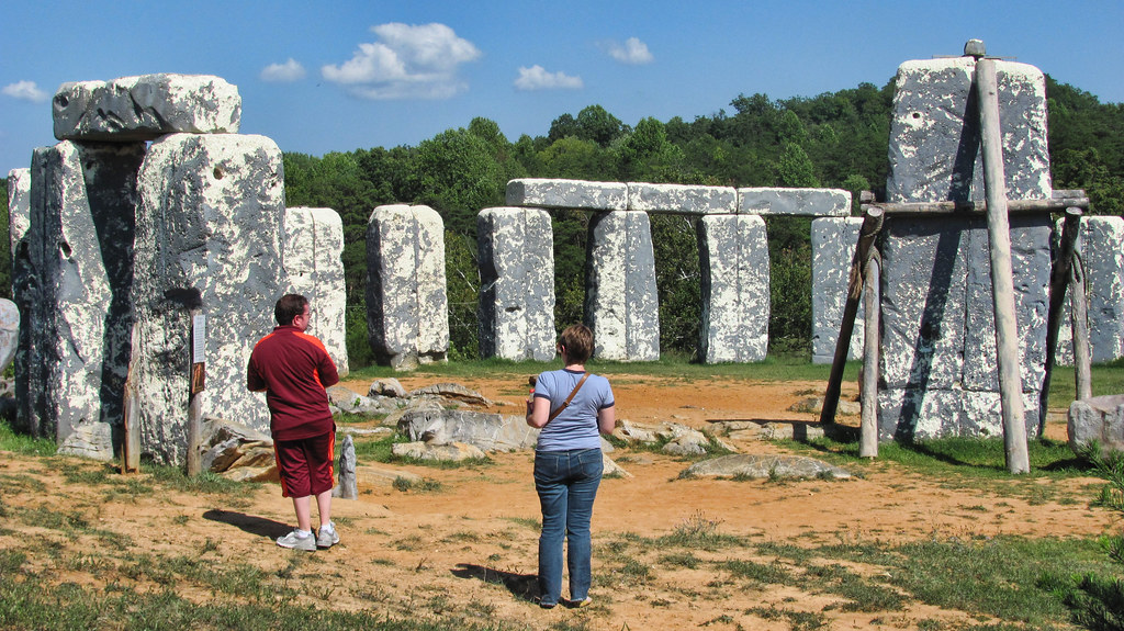 Foamhenge, Natural Bridge, Virginia. Tony and Sarah at Foa… Flickr
