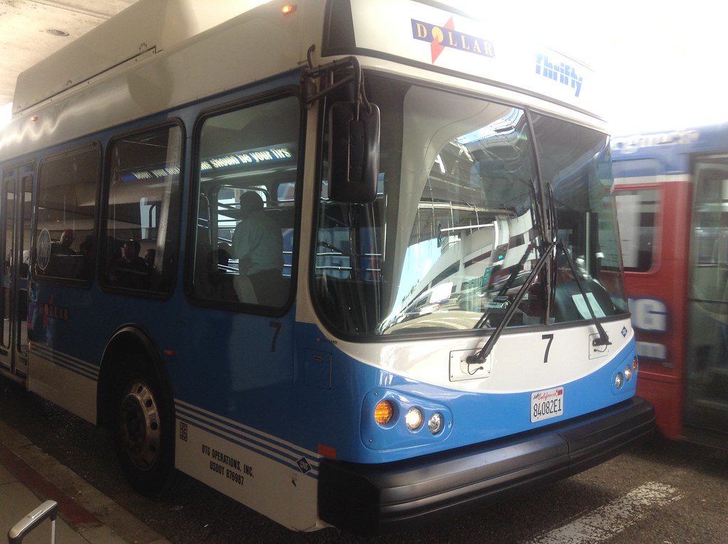 Dollar/Thrifty Rental Car shuttle John "요한" Sulu (RestonBusGuy) Flickr