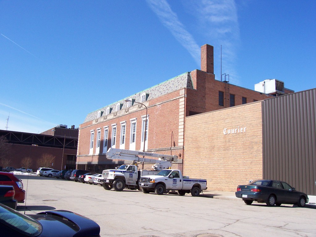 Waterloo Courier This is the E.4th Street side picture of … Flickr