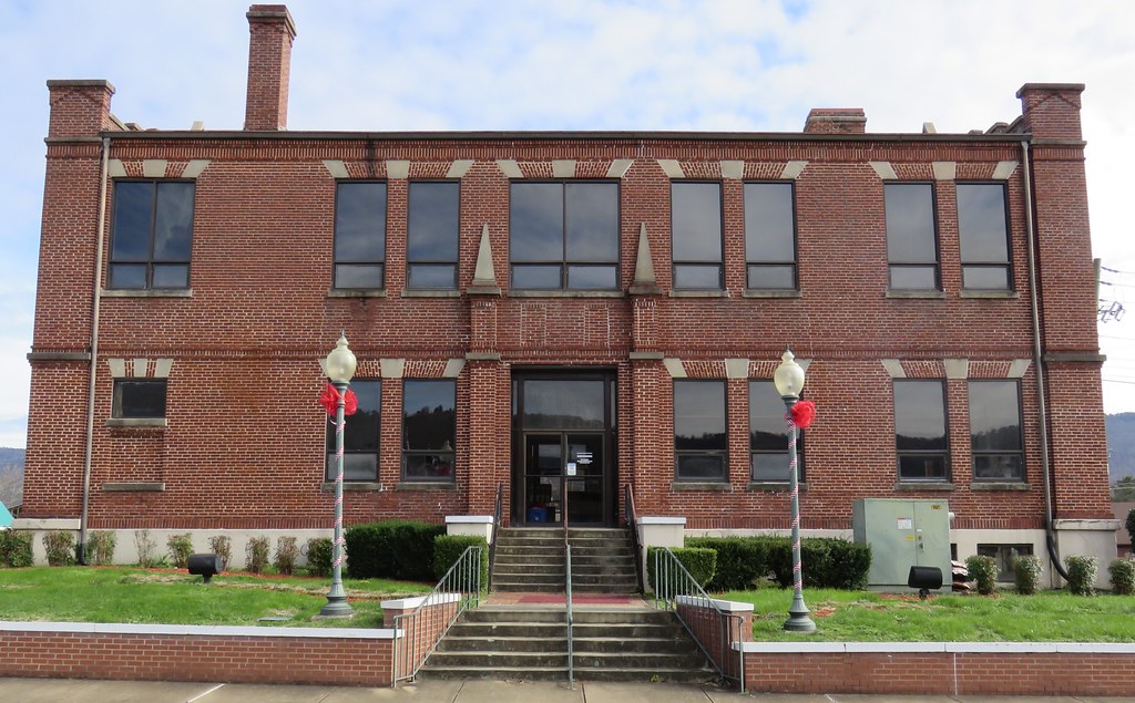 Old Dade County Courthouse (Trenton, Erected on t… Flickr
