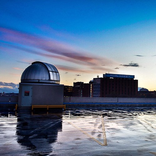 Top floor of the Museum of Science parking garage is now c… Flickr