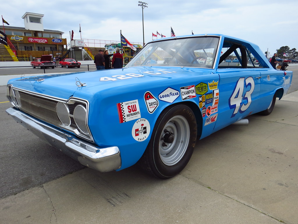 CAPE CARTERET SPEEDWAY CAR SHOW SWANSBORO, NORTH CAROLINA MARCH 26