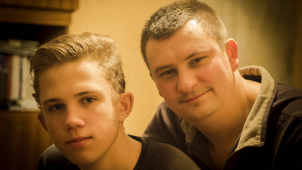 Uncle and nephew | OLYMPUS DIGITAL CAMERA | Daniil Drozdov | Flickr