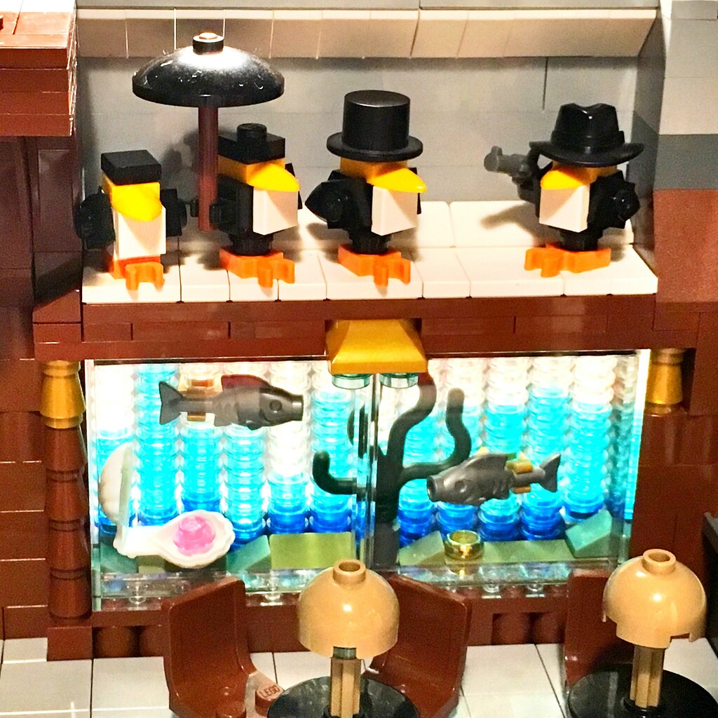 LEGO Iceberg Lounge 'Wayne Penguins' Mural & Fish Tank Flickr