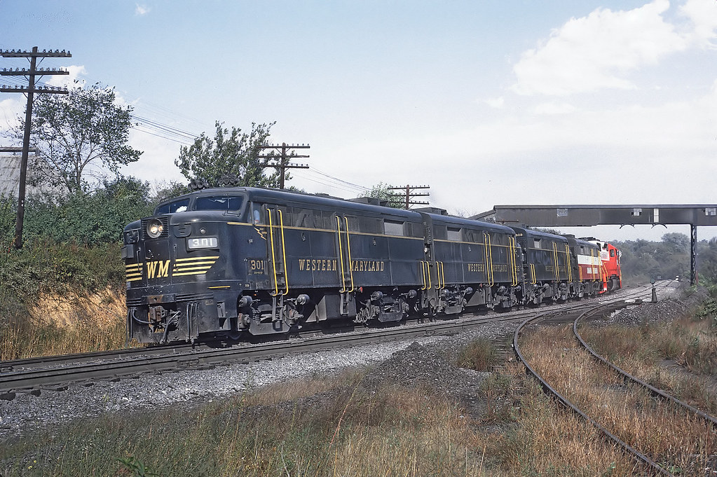 Western Maryland FA2s 301, 302, 303, and 304 plus SD40 743… Flickr