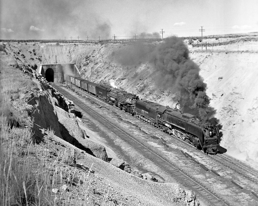 UP, Cheyenne, Wyoming, 1957 Eastbound Union Pacific freigh… Flickr