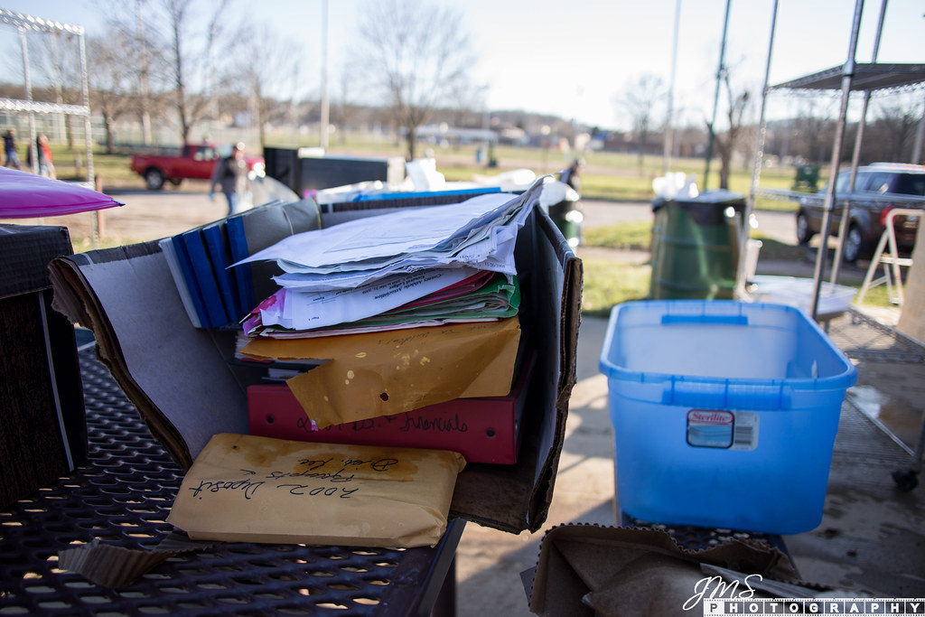 EUREKA, MO CLEANUP Jessica Flickr