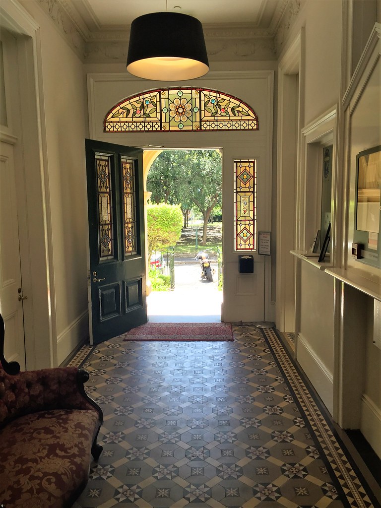Sydney Hotel Avonmore on the Park The beautiful entrance… Flickr