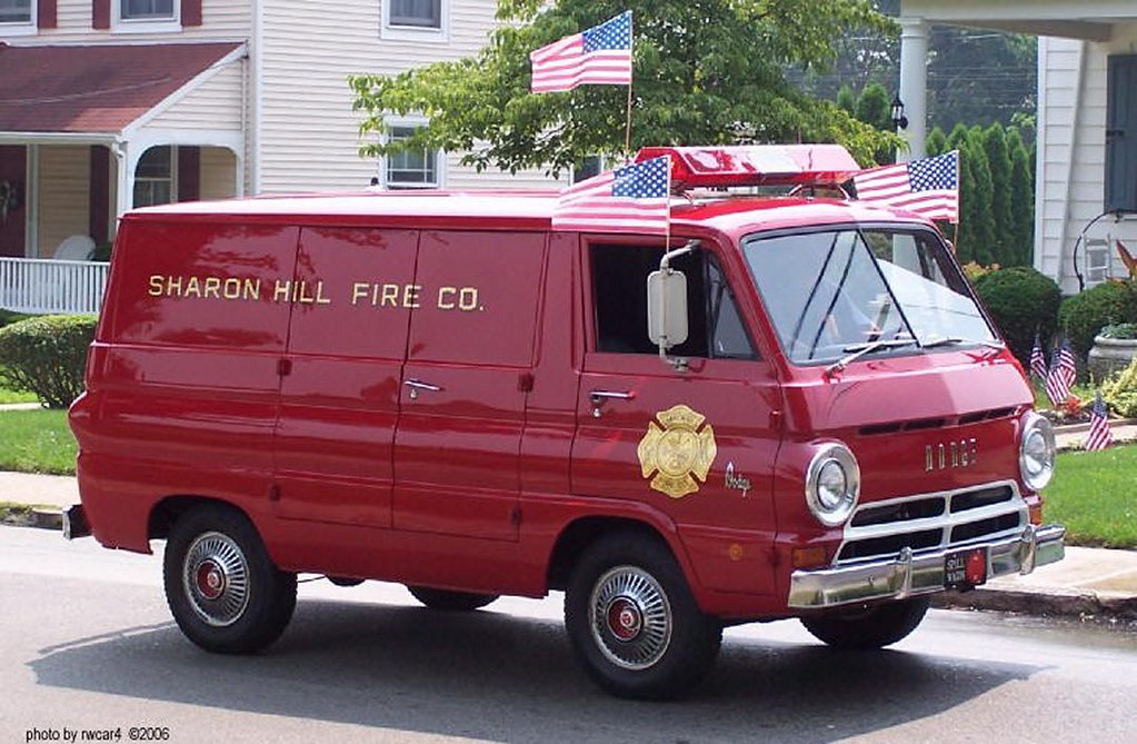 Sharon Hill PA Fire Co 1968 Dodge Van Spill Unit 09 (4… Flickr