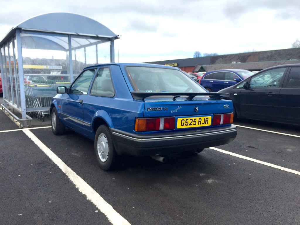 1989 Ford Escort 1.4 L Kingfisher I was over the moon to s… Flickr