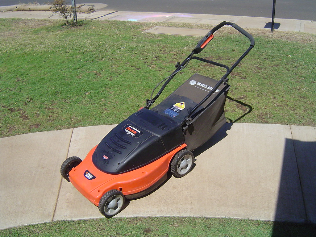Electric Lawn Mower, 1 year old 50 rsfchin Flickr