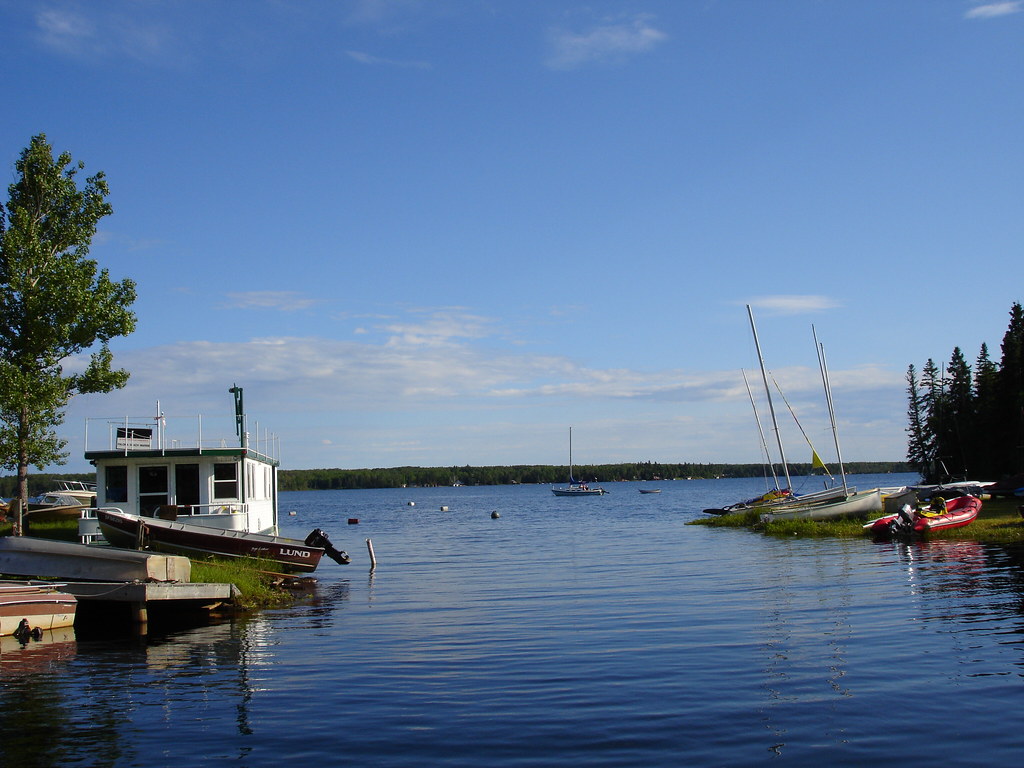 Falcon Lake from Faloma Marina Falcon Lake, Manitoba, Cana… Flickr