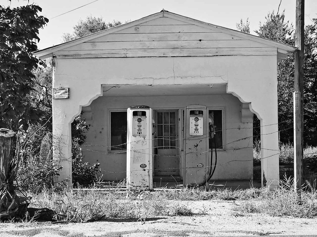 ChmayoGasStation On the back road to Taos lexpython Flickr