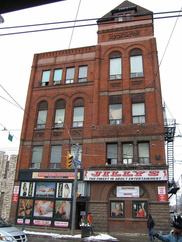 Jilly's, Queen and Broadview, Toronto 2 Erik Twight Flickr