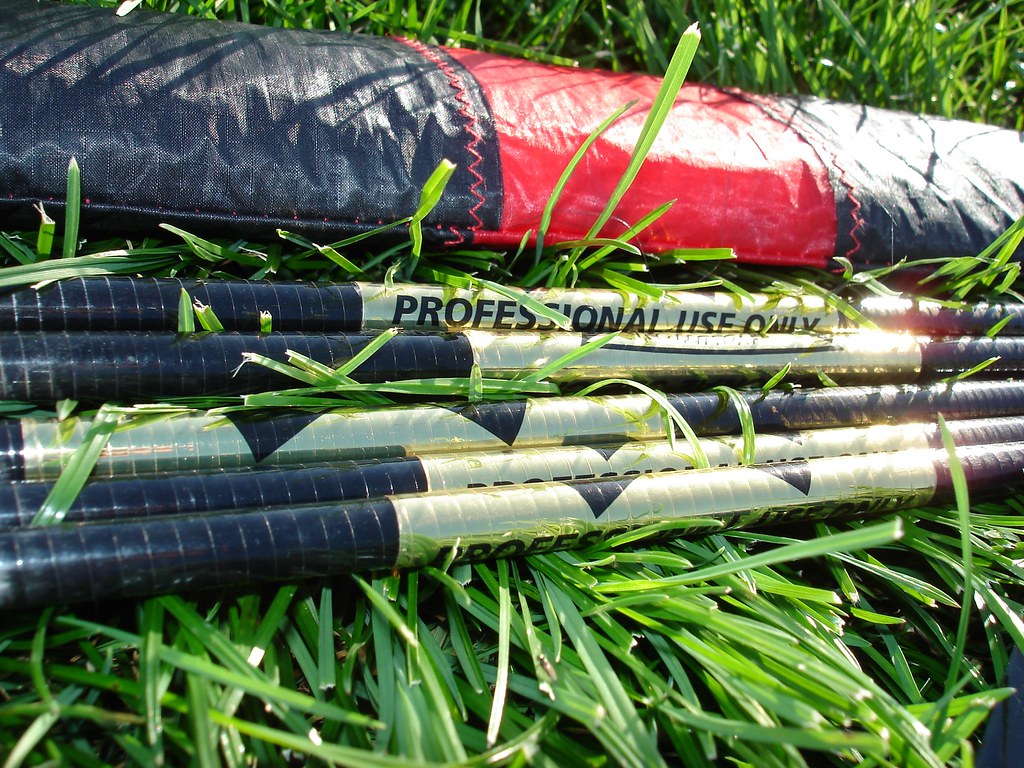 Spars I love to fly stunt kites. This is by buddies set up… Flickr