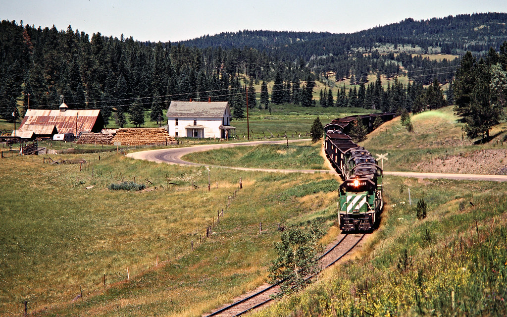 BN, Rockford, South Dakota, 1980 Southbound Burlington Nor… Flickr