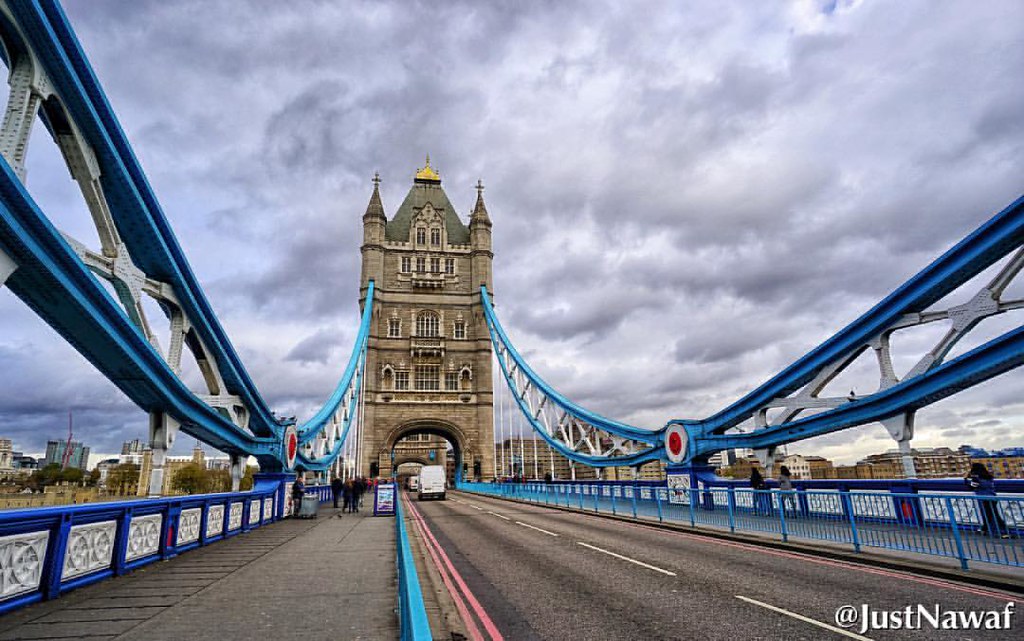 London, thou art the flower of cities all! Gemme of all jo… Flickr